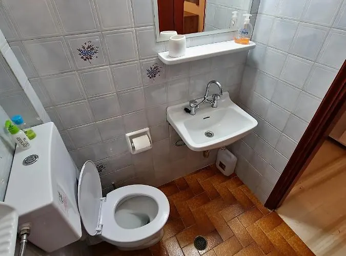 Alexandra 12 Lefkímmi